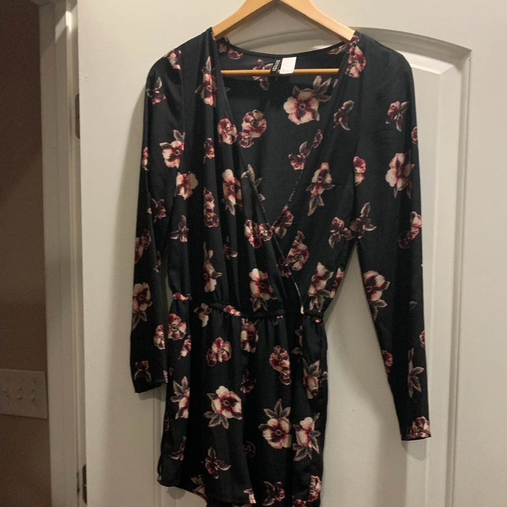 Long sleeve, short floral romper